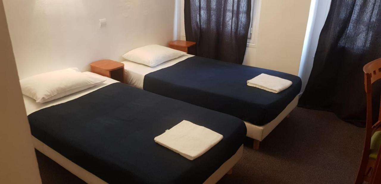 Hotel Petit Bastille 欧奈索斯博伊斯 外观 照片