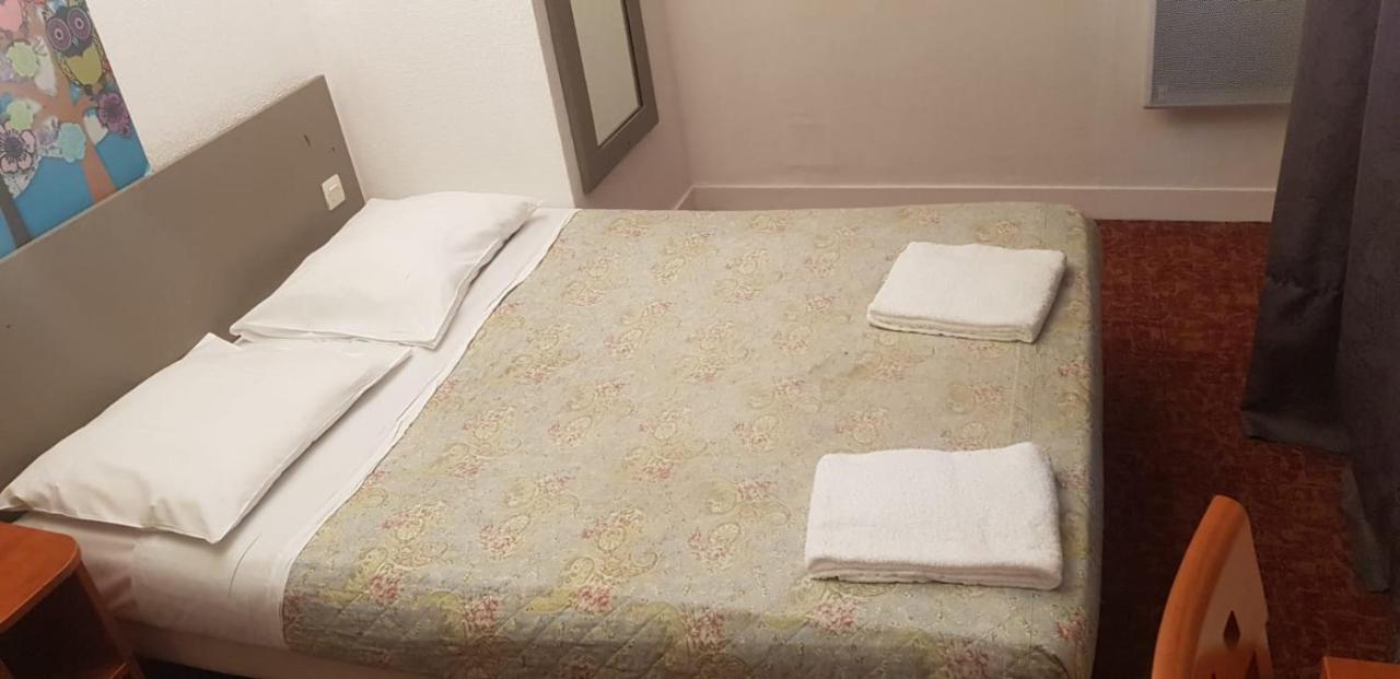 Hotel Petit Bastille 欧奈索斯博伊斯 外观 照片